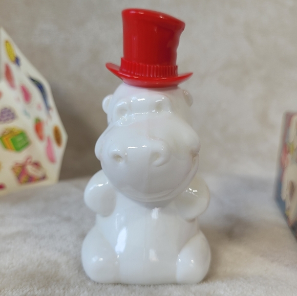Vintage Avon Huggable Hippo calogne bottle new oldstock never used 1.75 0Z - Picture 7 of 13